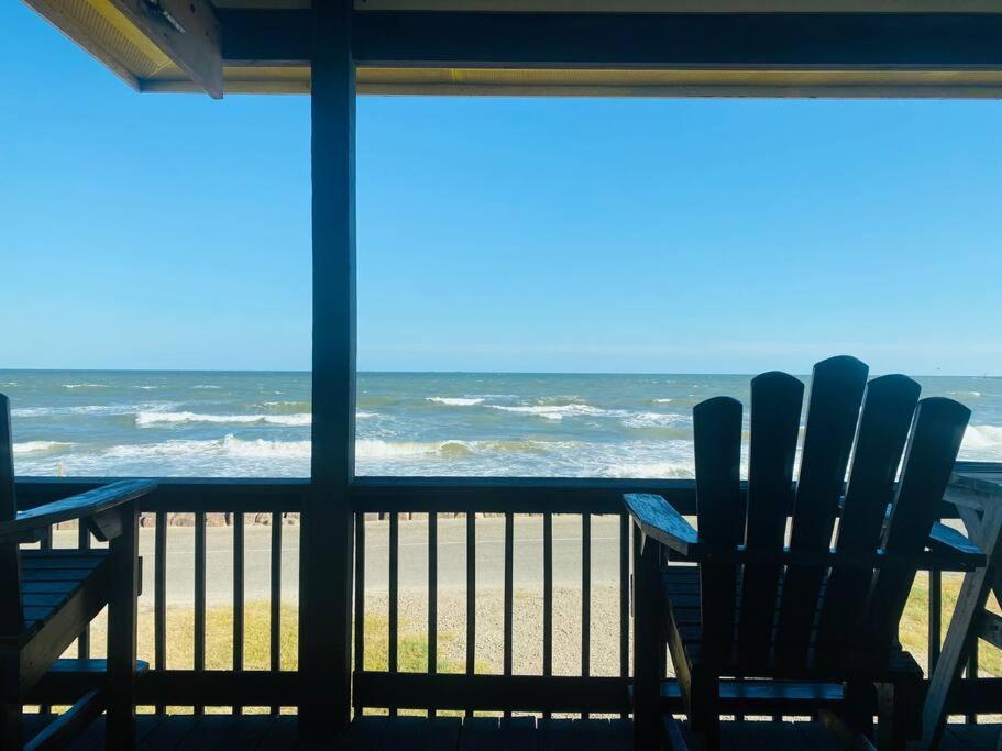 Beach House With Ocean View Surfside Beach Exterior foto