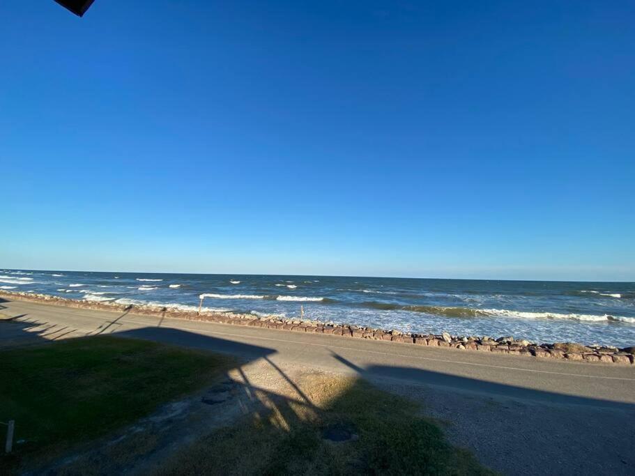 Beach House With Ocean View Surfside Beach Exterior foto